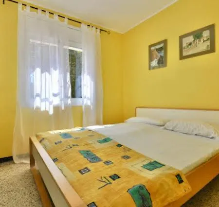 Holiday home Jolie